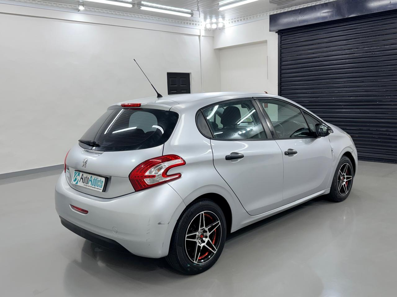 2014 Peugeot 208 1.2 VTI Access