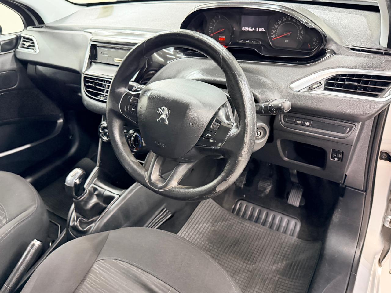 2014 Peugeot 208 1.2 VTI Access