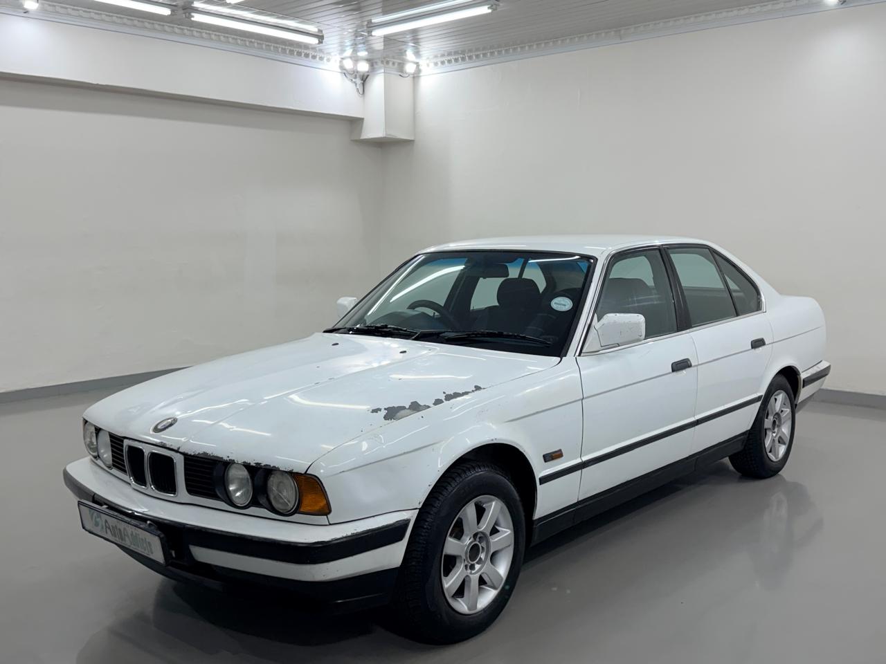 1992 BMW 520i E34