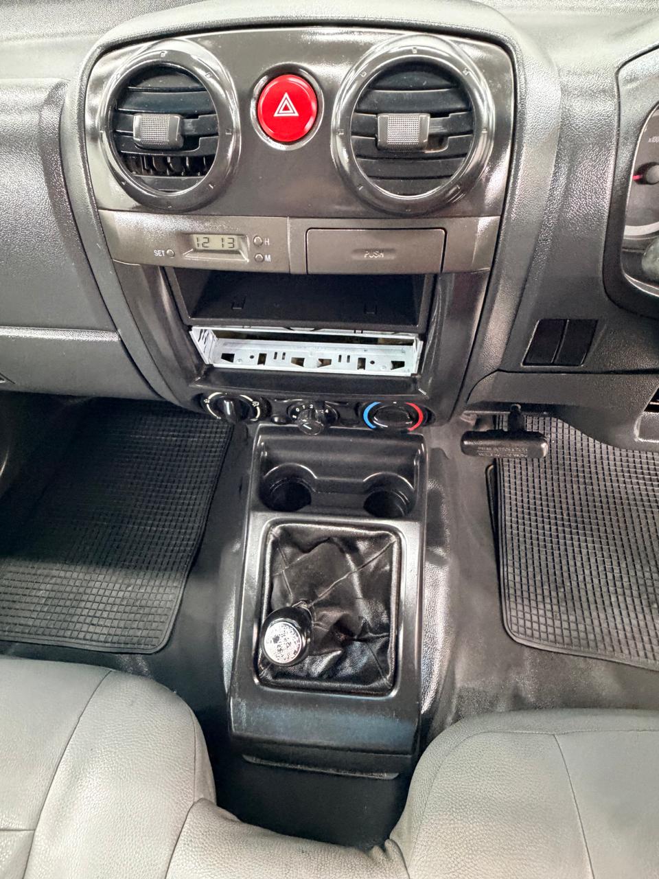 2011 Isuzu KB200 Petrol