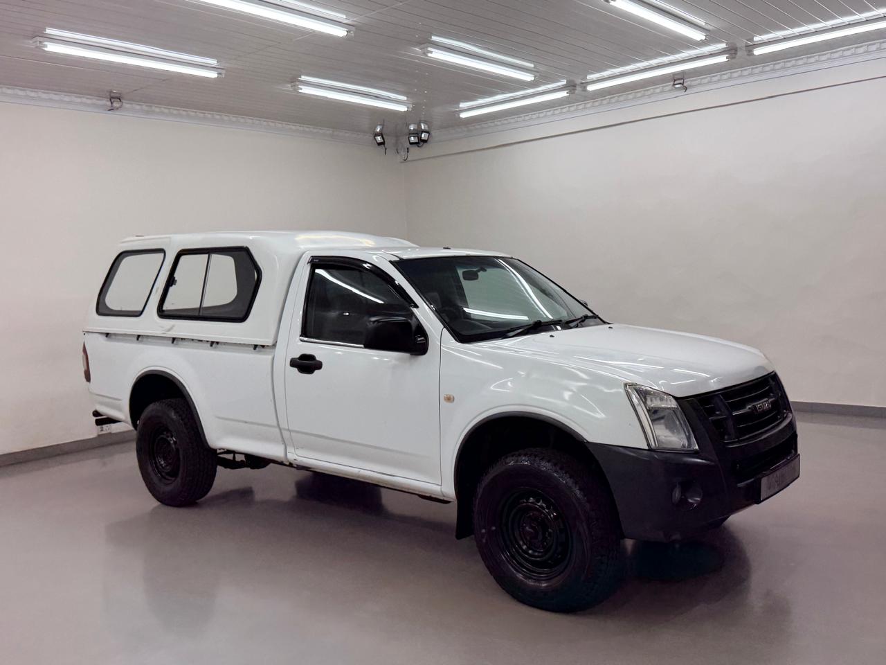 2011 Isuzu KB200 Petrol