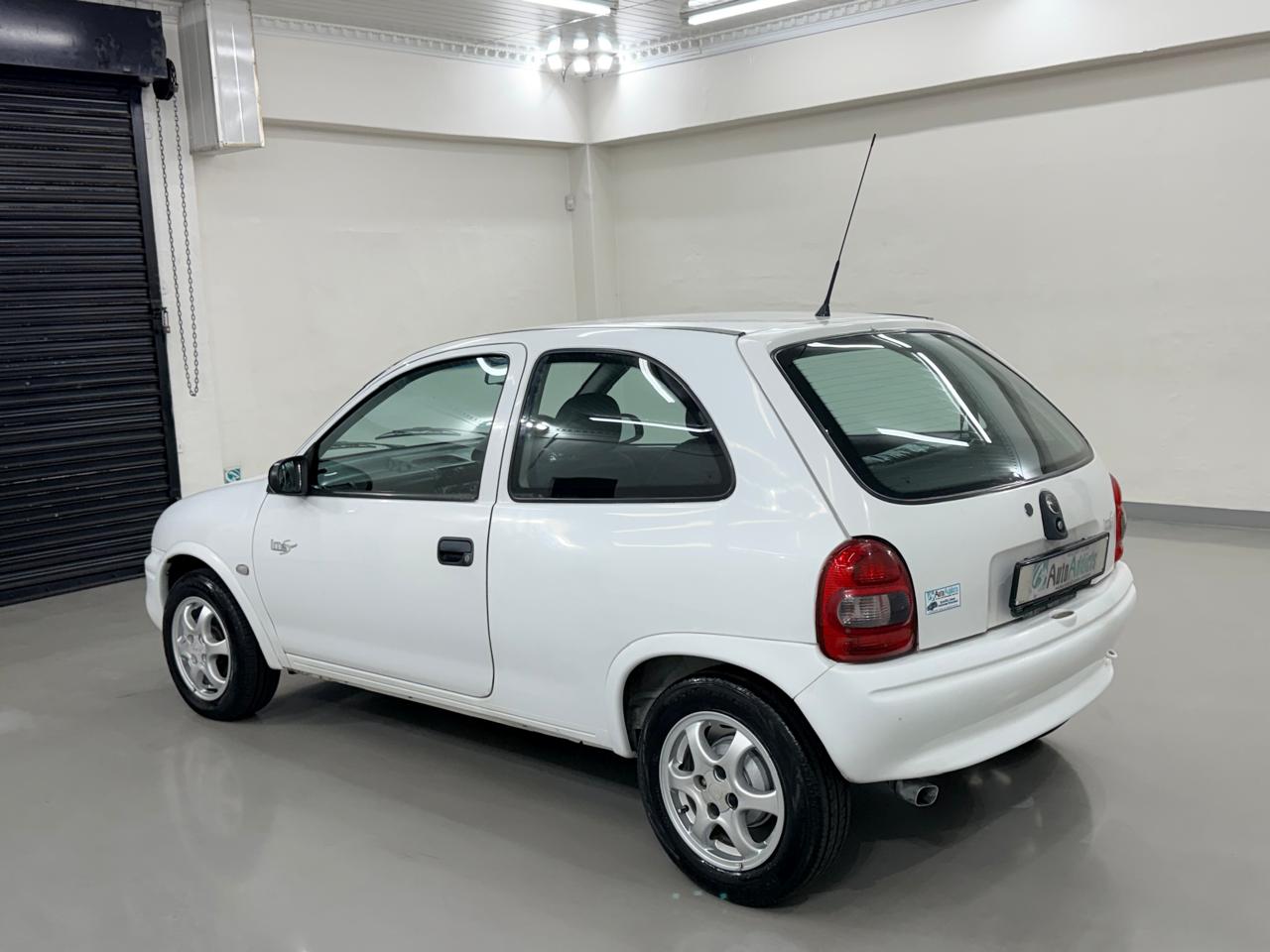 2006 Opel Corsa 140i Lite Sport