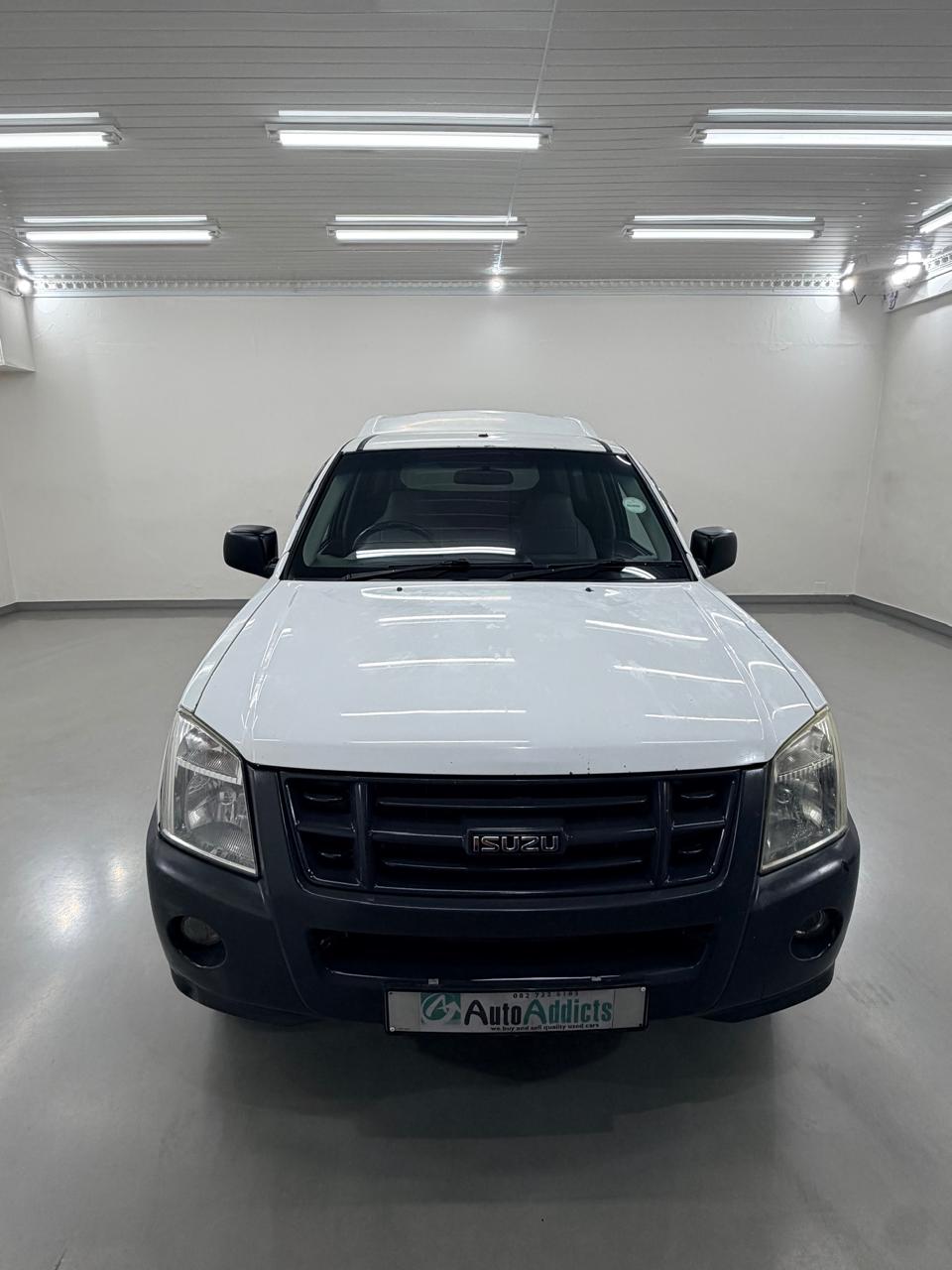 2011 Isuzu KB200 Petrol