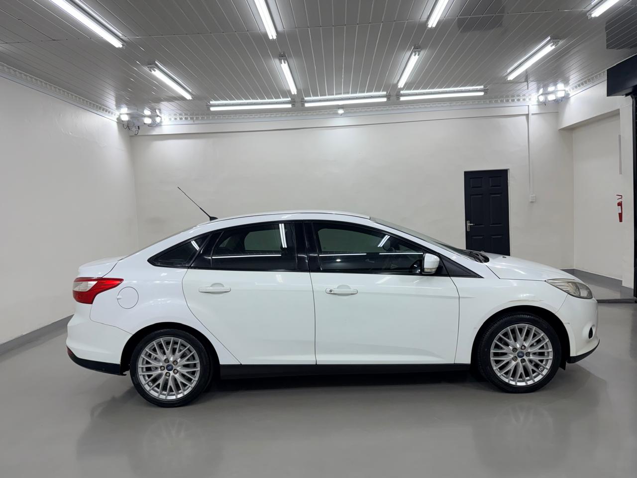 2012 Ford Focus 1.6 TI VCT Trend