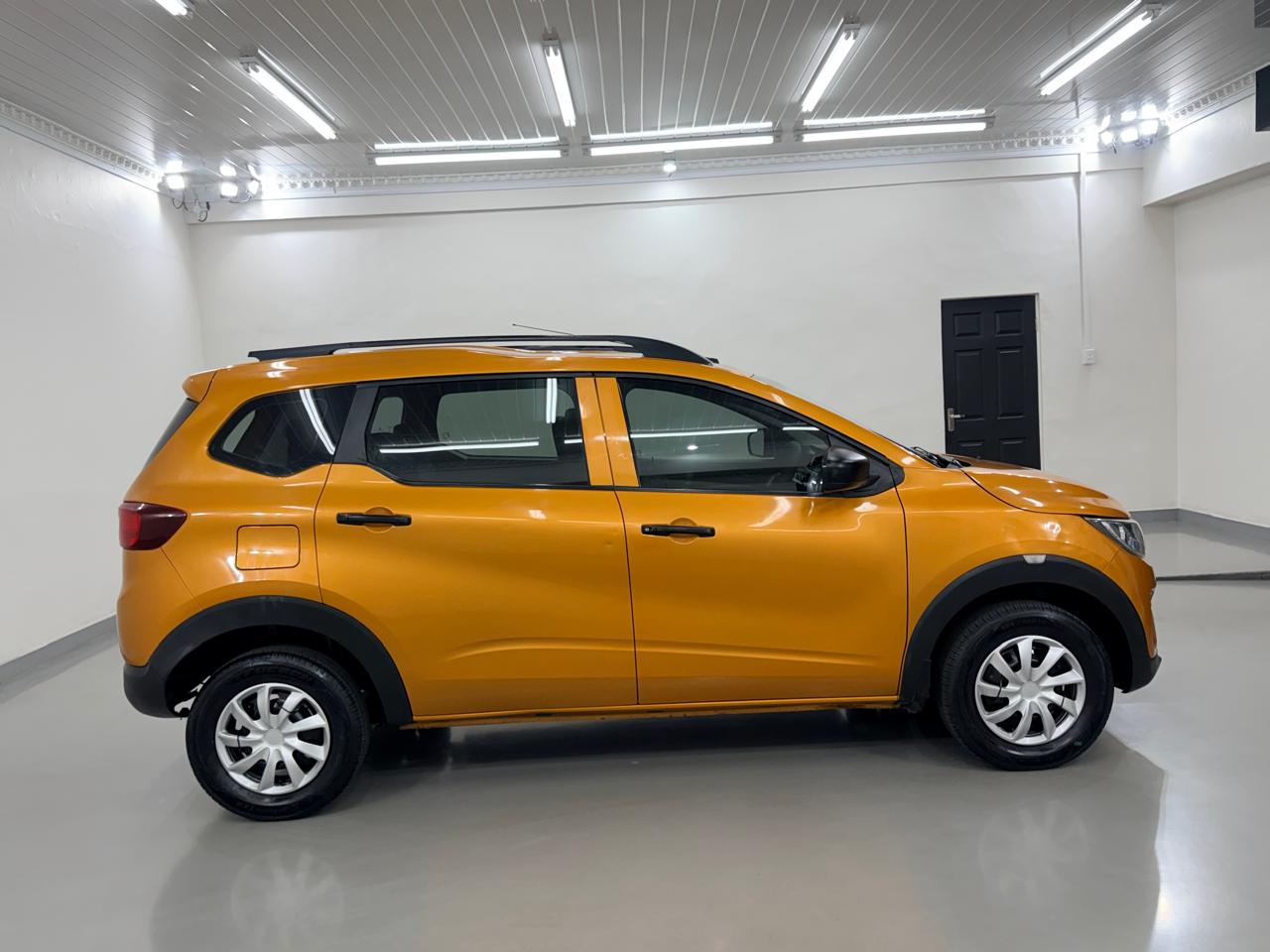 2023 Renault Triber 1.0 Expression Life