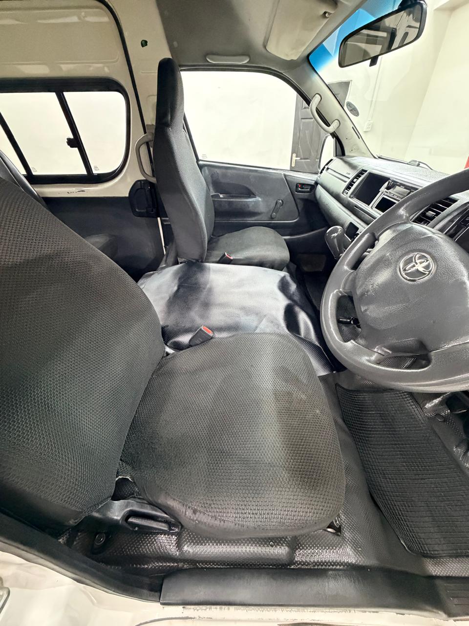 2023 Toyota Quantum Hiace 2.5 D4D Sesfikile
