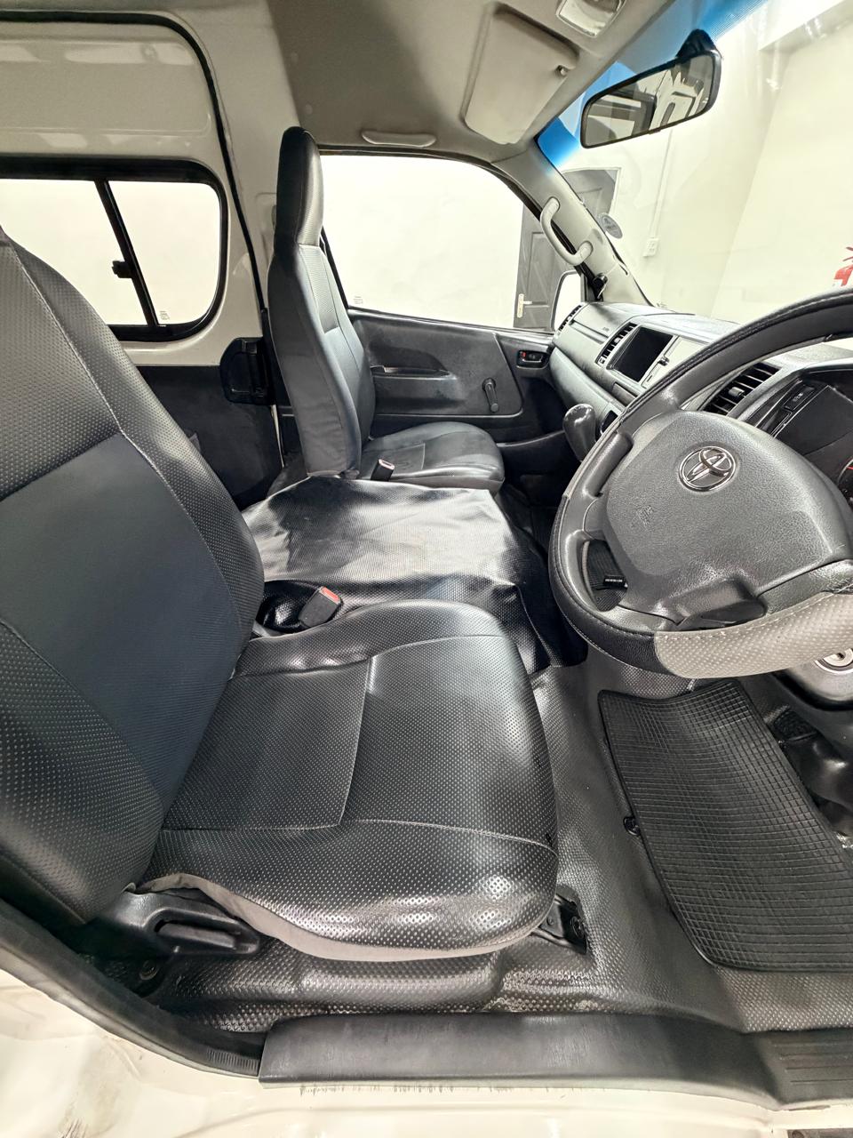 2023 Toyota Quantum Hiace 2.5 D4D Sesfikile