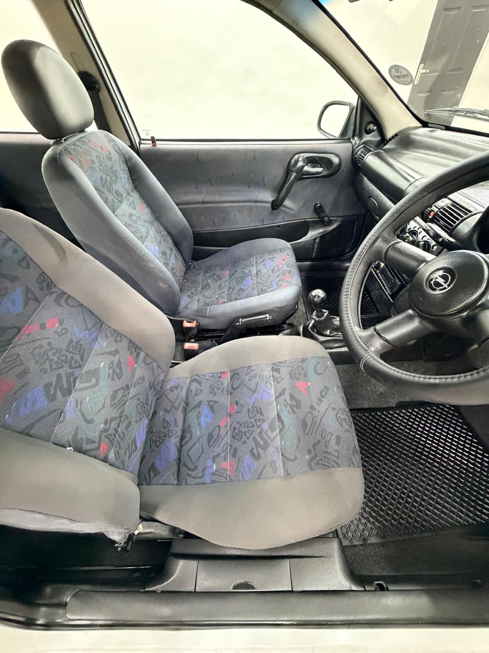 2006 Opel Corsa 140i Lite Sport