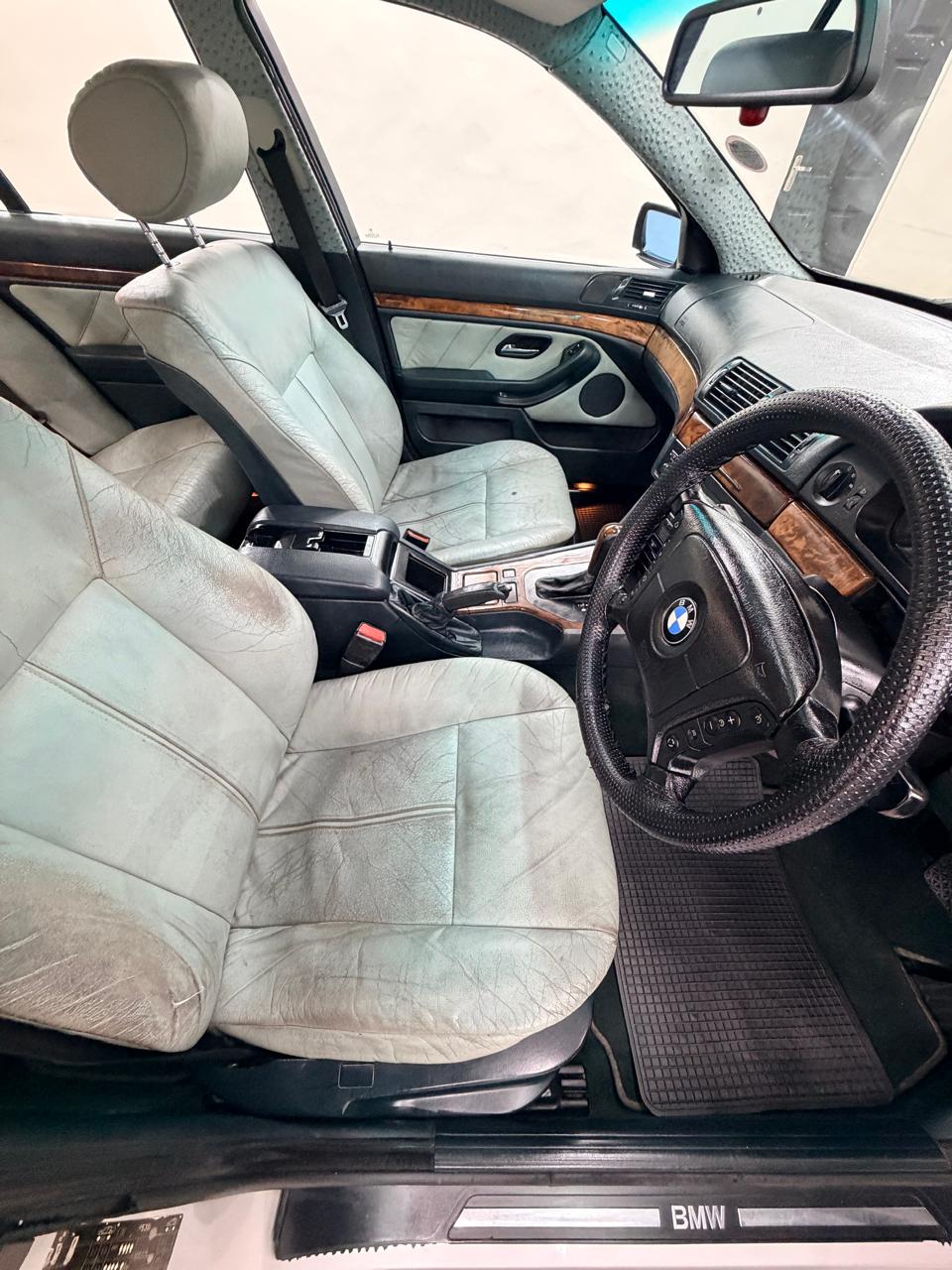 1992 BMW 530i Auto