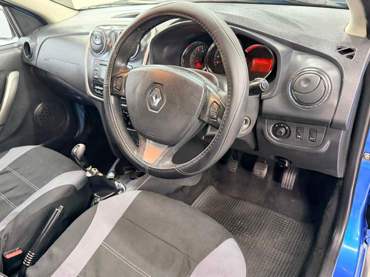 2015 Renault Sandero 900T