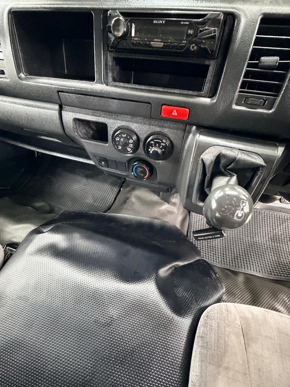 2021 Toyota Quantum Hiace 2.5 D4D Sesfikile